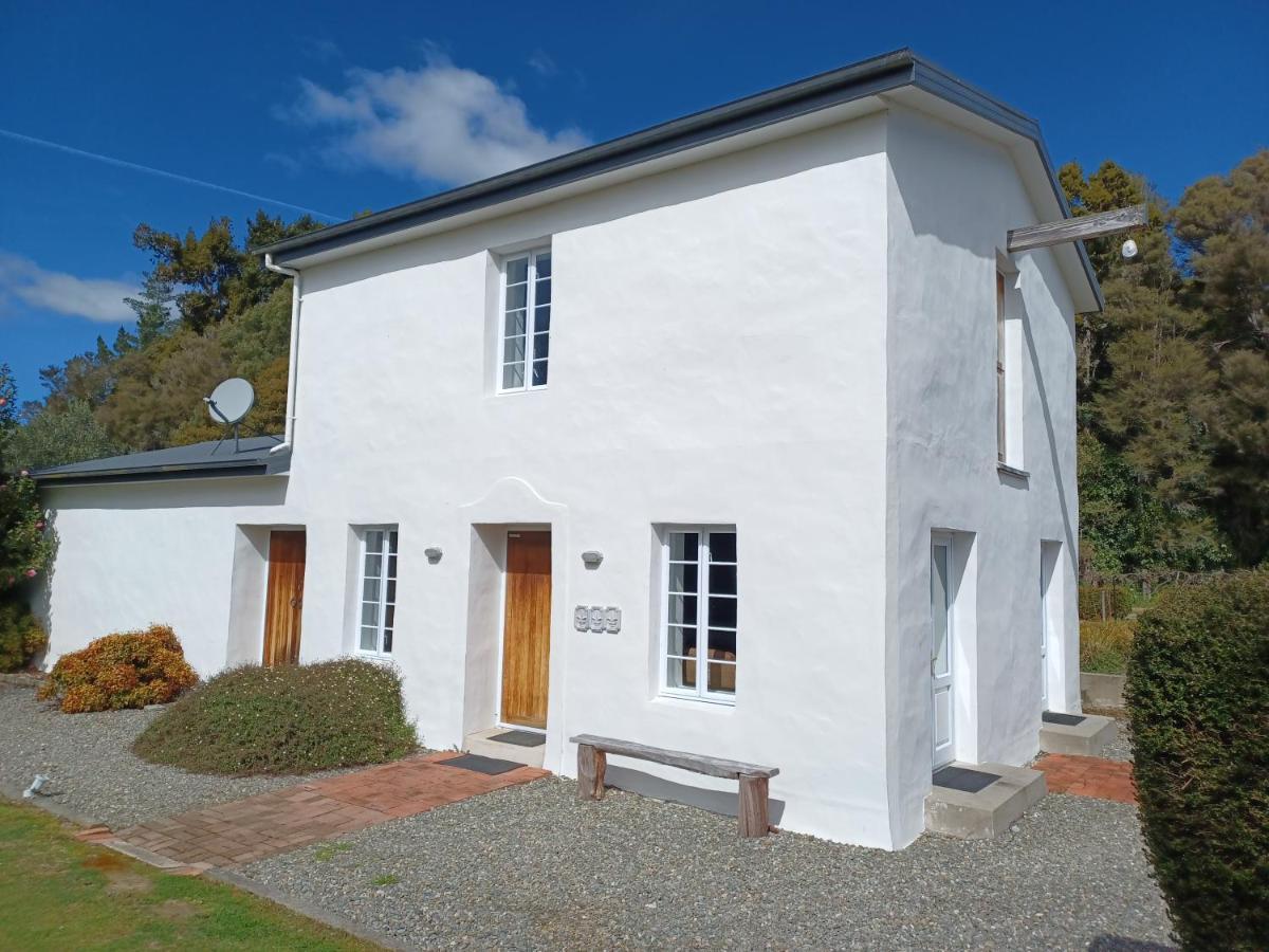 Pirita Vineyard Cottage. Upper Moutere Exterior photo